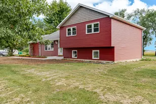 360 Radcliff Dr, Valparaiso, IN 46383 - Photo 1