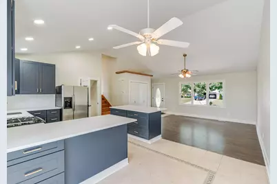 360 Radcliff Drive, Valparaiso, IN 46383 - Photo 9