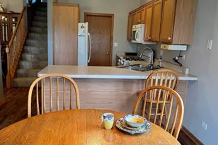 6139 Avocet Cir, Hobart, IN 46342 - Photo 9