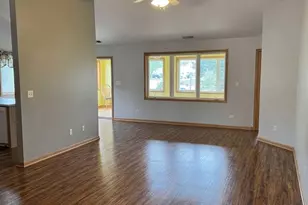 6139 Avocet Cir, Hobart, IN 46342 - Photo 3