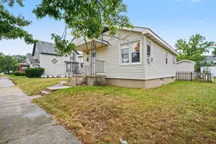 305 Dupage St, Michigan City, IN 46360 - Photo 3