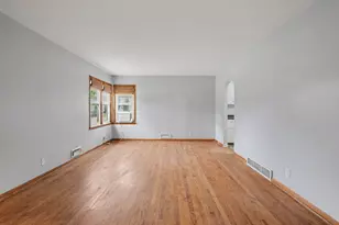 305 Dupage St, Michigan City, IN 46360 - Photo 5