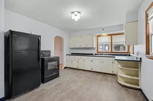 305 Dupage St, Michigan City, IN 46360 - Photo 11