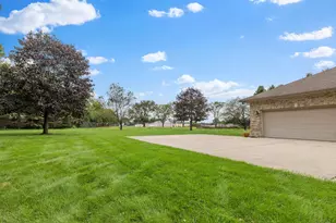 1566 N Dawn Ave, La Porte, IN 46350 - Photo 27