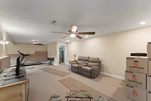 29 Woodruft Dr, Valparaiso, IN 46385 - Photo 33