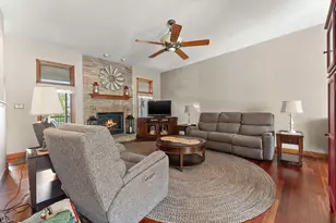 29 Woodruft Dr, Valparaiso, IN 46385 - Photo 7