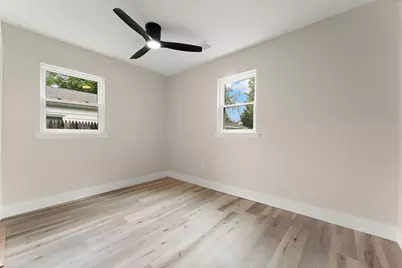 110 S Union Street, Crown Point, IN 46307 - Photo 11