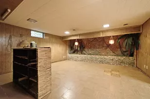 2248 W 57th Pl, Merrillville, IN 46410 - Photo 19