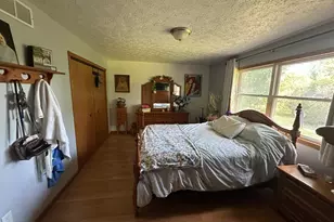 809 Capitol Dr, Hobart, IN 46342 - Photo 11