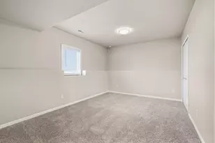 6828 Wallace St, Merrillville, IN 46410 - Photo 21