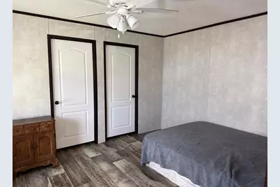 262 Norwegian Avenue, Hobart, IN 46342 - Photo 5