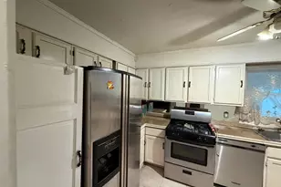 3719 W 24th Ave, Gary, IN 46404 - Photo 13