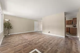 509 Gatewood Dr, Lowell, IN 46356 - Photo 5
