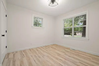 155 Spectacle Drive, Valparaiso, IN 46383 - Photo 13