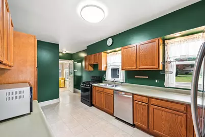 506 W 11th Street, La Porte, IN 46350 - Photo 15