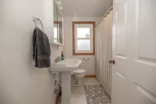 822 E Jefferson Ave, La Porte, IN 46350 - Photo 25
