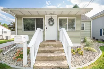 822 E Jefferson Avenue, La Porte, IN 46350 - Photo 3