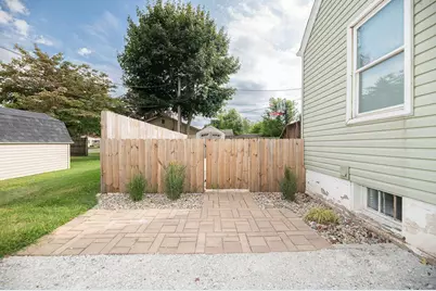 822 E Jefferson Avenue, La Porte, IN 46350 - Photo 17