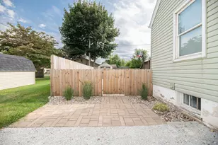 822 E Jefferson Ave, La Porte, IN 46350 - Photo 17