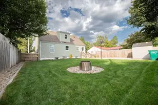 822 E Jefferson Ave, La Porte, IN 46350 - Photo 9
