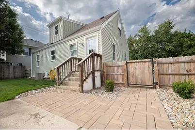 822 E Jefferson Avenue, La Porte, IN 46350 - Photo 15