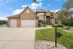 1132 Barrington Ct, Schererville, IN 46375 - Photo 7