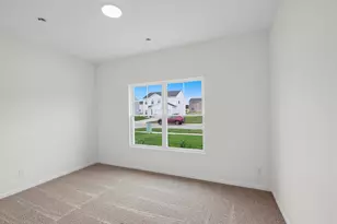 4407 Goldfinch Ave, Valparaiso, IN 46385 - Photo 5