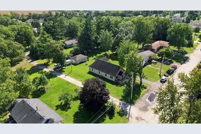 825 Carnation Street SE, Demotte, IN 46310 - Photo 23