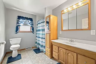 825 Carnation St SE, Demotte, IN 46310 - Photo 17