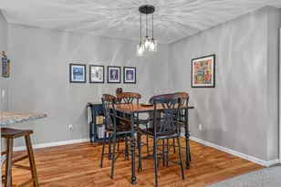 9824 Wildwood Ct, Highland, IN 46322 - Photo 9
