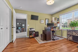 9824 Wildwood Ct, Highland, IN 46322 - Photo 17