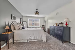 9824 Wildwood Ct, Highland, IN 46322 - Photo 15