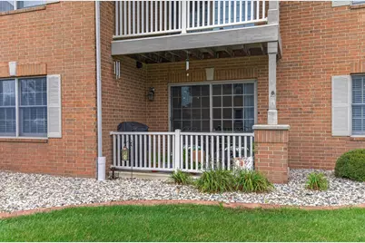 9824 Wildwood Court #1d, Highland, IN 46322 - Photo 3