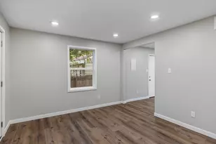 528 Circle Dr, La Porte, IN 46350 - Photo 5
