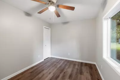 528 Circle Drive, La Porte, IN 46350 - Photo 9