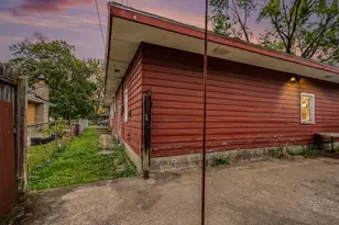 1702 Minnesota St, Hobart, IN 46342 - Photo 3