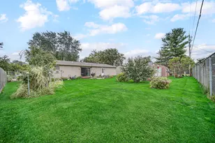 632 Old Forge Rd, Valparaiso, IN 46385 - Photo 19