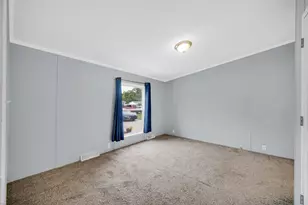2041 N Coachlight Dr, La Porte, IN 46350 - Photo 13