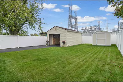 8404 Gordon Drive, Highland, IN 46322 - Photo 11