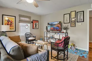 8404 Gordon Dr, Highland, IN 46322 - Photo 3