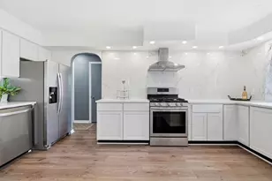 7406 Olcott Ave, Hammond, IN 46323 - Photo 9