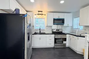 1100 W 19th Ave, Gary, IN 46407 - Photo 7