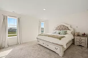 10927 Illinois Dr, Crown Point, IN 46307 - Photo 9
