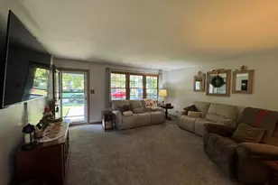 512 Osage Dr, Dyer, IN 46311 - Photo 5