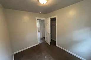 1432 E 6th St, Hobart, IN 46342 - Photo 7