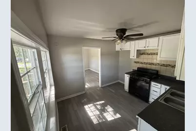 1432 E 6th Street, Hobart, IN 46342 - Photo 3