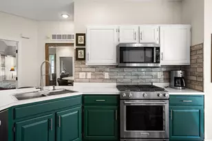 207 Kraus Dr, Valparaiso, IN 46383 - Photo 15