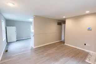 6618 Rhode Island Ave, Hammond, IN 46323 - Photo 7
