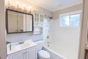 6618 Rhode Island Ave, Hammond, IN 46323 - Photo 9