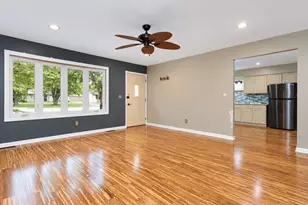 103 Poplar Ct, Hebron, IN 46341 - Photo 7